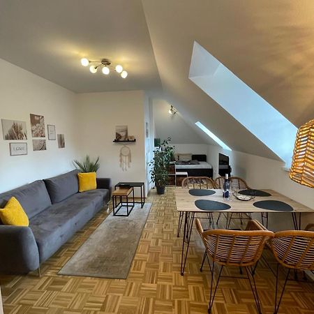 Bullsliving Seeapartment 5 Velden am Wörthersee Esterno foto